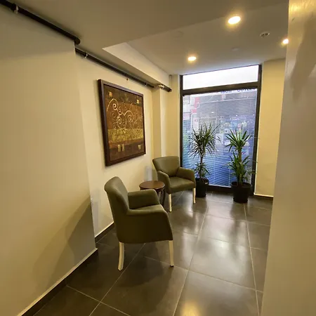 Mina Life 2* 이스탄불