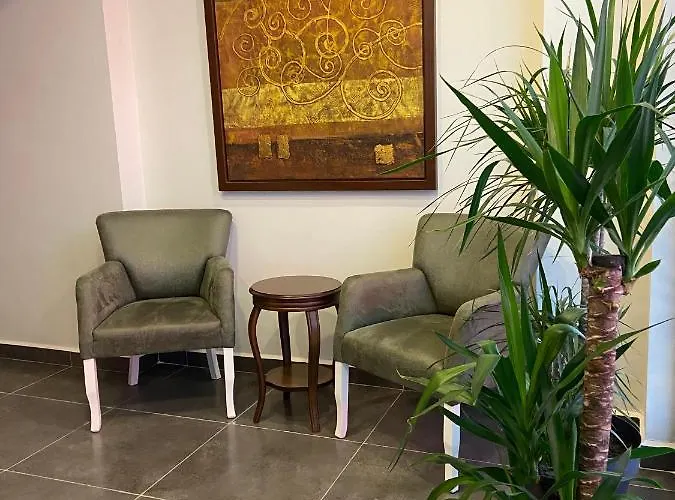Mina Life Hotel