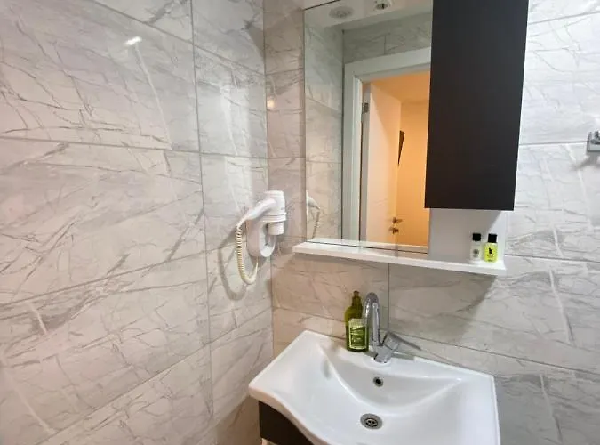 Mina Life Hotel